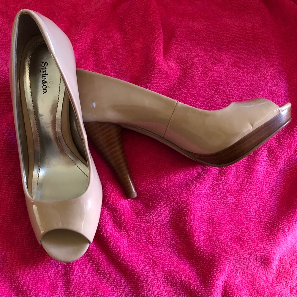 Style & Co. Platform Heel